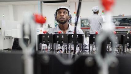 传音遇新敌 非洲本土手机制造崛起，市场格局面临挑战